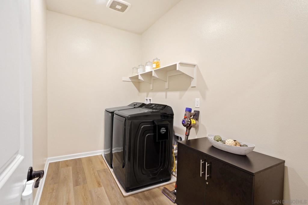 MLS #250034998SD image #35