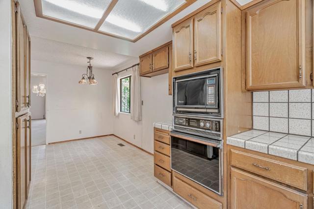 668 Litton Court, Sunnyvale CA: https://media.crmls.org/mediaz/d29077f3-fd81-4a83-abf2-086e29ea9e5f.jpg