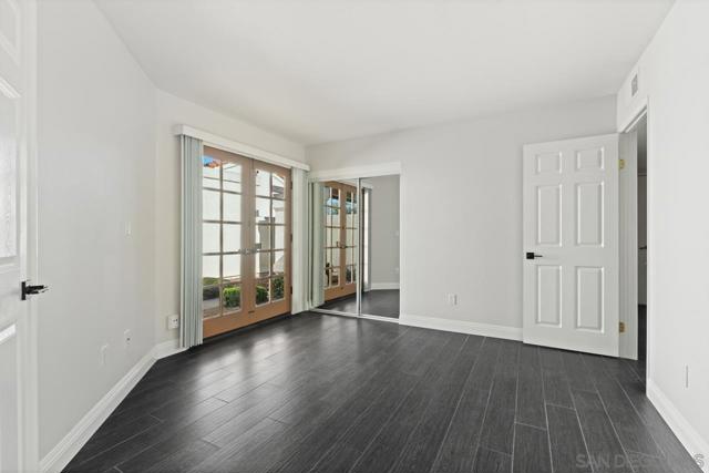 MLS #250043303SD image #25