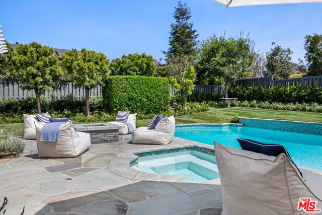 28870 Hampton Place, Malibu CA: https://media.crmls.org/mediaz/d290e053-5b9a-4bf9-a810-1bf0a2c29082.jpg