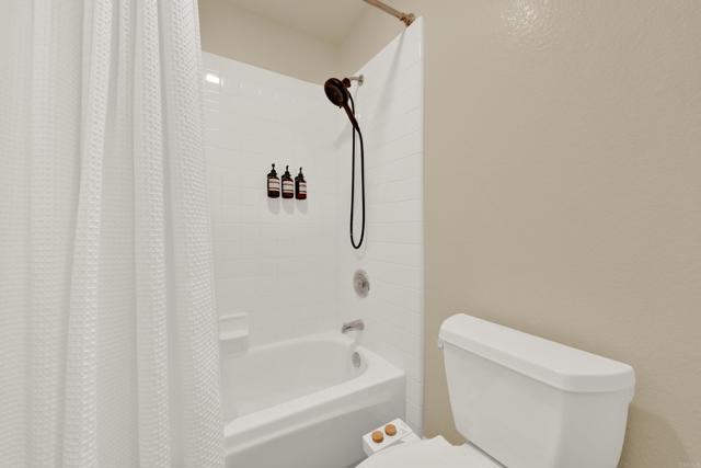 Detail Gallery Image 40 of 74 For 2223 Rock View Glen, Escondido,  CA 92026 - 4 Beds | 2/1 Baths