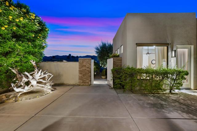 36066 Da Vinci Drive, Cathedral City CA: https://media.crmls.org/mediaz/d2926f1d-d530-47e9-9671-f72bac307fb1.jpg