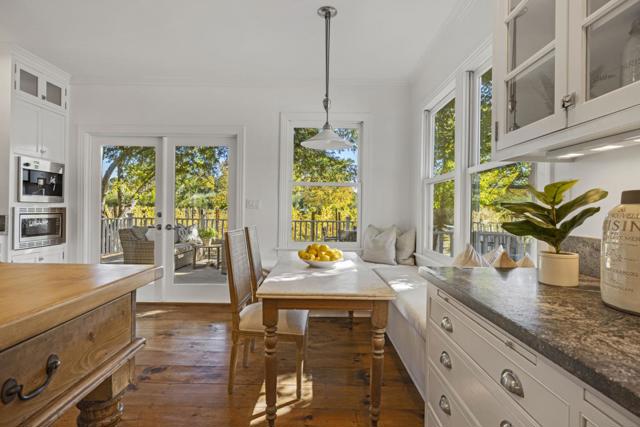 2551 Grant Street, Calistoga CA: https://media.crmls.org/mediaz/d292bc49-a907-4c56-b854-913dd1c964d5.jpg