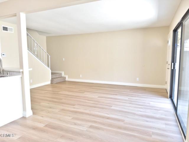 1169 Landsburn Circle, Westlake Village CA: https://media.crmls.org/mediaz/d2948684-9f24-4e98-a42d-0aa0a6878058.jpg