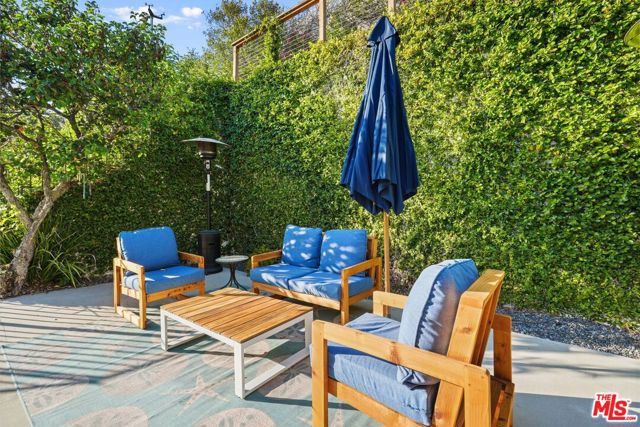 3418 Dorothy Road, Topanga CA: https://media.crmls.org/mediaz/d294b53d-d2cc-4735-bb2a-38b32c5d85d3.jpg