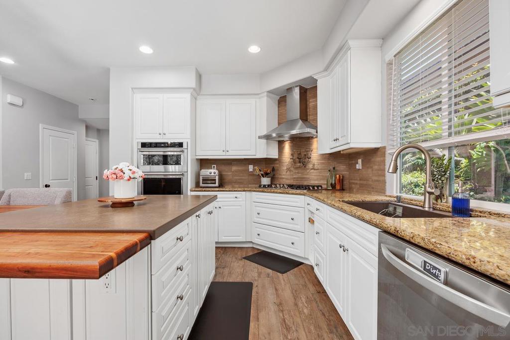 4670 Meadow Dr - photo 6
