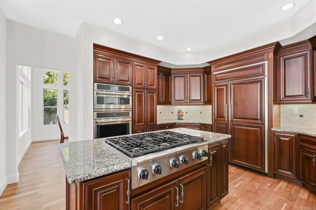 6990 Blue Orchid Lane, Carlsbad CA: https://media.crmls.org/mediaz/d2960b9e-1fa1-4cbf-b31f-b058400e2ffd.jpg