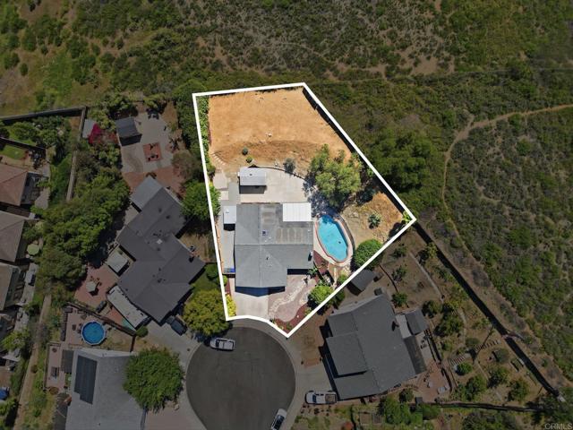 Detail Gallery Image 27 of 31 For 406 Borden Cir, San Marcos,  CA 92069 - 3 Beds | 2 Baths