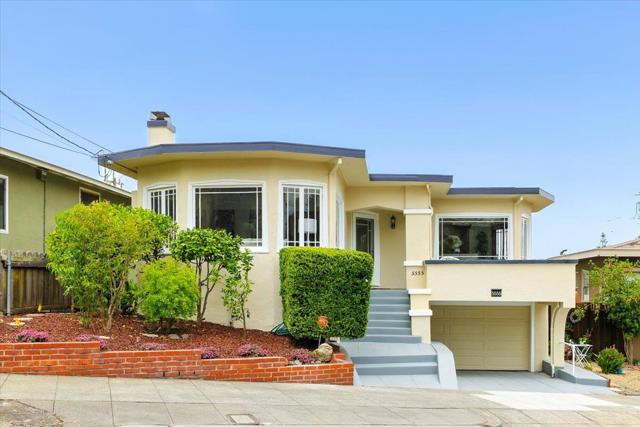 5555 Carlton Street, Oakland CA: https://media.crmls.org/mediaz/d29b650b-3ef1-487d-b4ad-87b978c84744.jpg