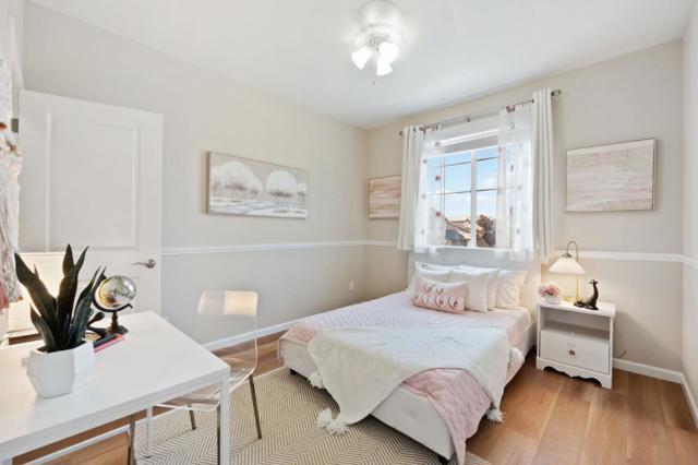 Image 40 of 62 For 32210 Regents Boulevard