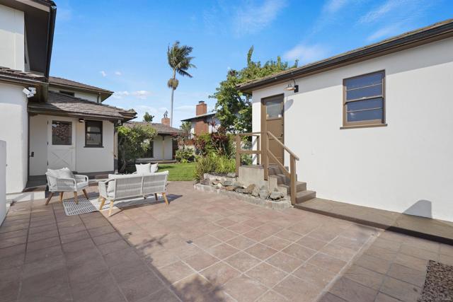4427 Osprey St, San Diego CA: https://media.crmls.org/mediaz/d29cc325-5148-4380-b316-06e1688cbda7.jpg