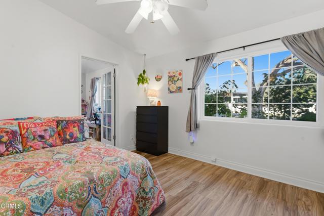 Detail Gallery Image 11 of 25 For 23508 Canzonet St, Woodland Hills,  CA 91367 - 5 Beds | 3 Baths