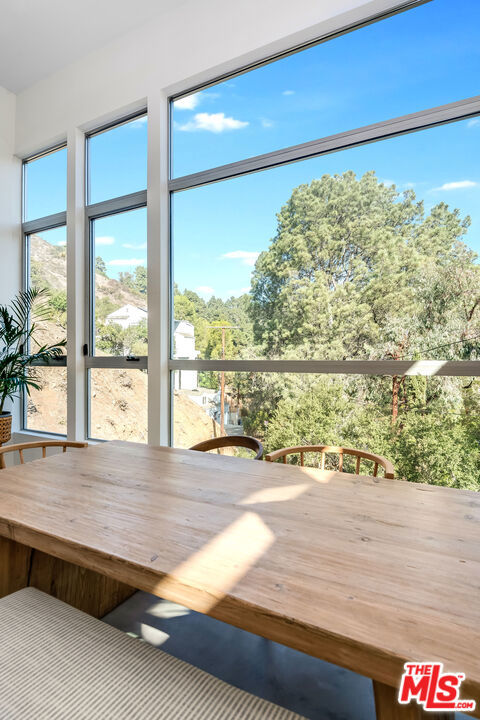 2407 San Marco Drive, Los Angeles CA: https://media.crmls.org/mediaz/d29d98ca-8bef-4fc7-9ddd-06d5e57da119.jpg