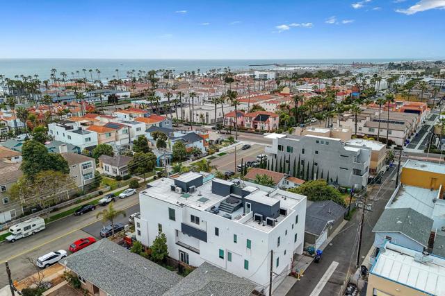 508 N Tremont Street, Oceanside CA: https://media.crmls.org/mediaz/d29e249e-9a87-4f93-a1e0-ff3c9690a59c.jpg