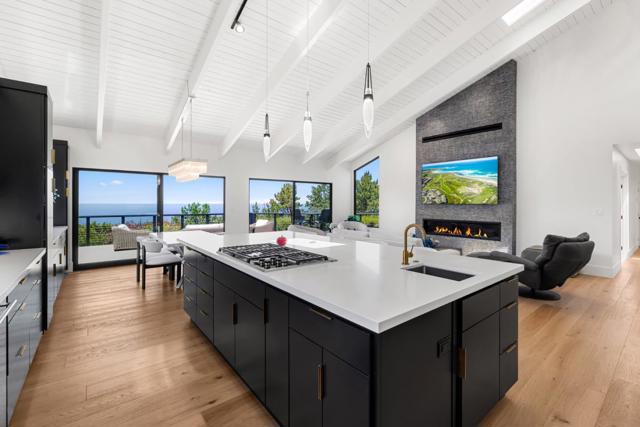 4013 Los Altos Drive, Pebble Beach CA: https://media.crmls.org/mediaz/d29eb849-ef35-4a3e-b97e-babac5fd7a8b.jpg