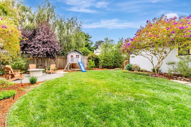 1030 Etheldore Street, Moss Beach CA: https://media.crmls.org/mediaz/d29fe147-90f9-4f1c-848a-4e43fcf9cbf1.jpg