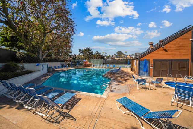2253 Caminito Pescado, Ocean Beach (San Diego) CA: https://media.crmls.org/mediaz/d2a06b85-2b1d-4fc3-a12f-9b9705771fd0.jpg