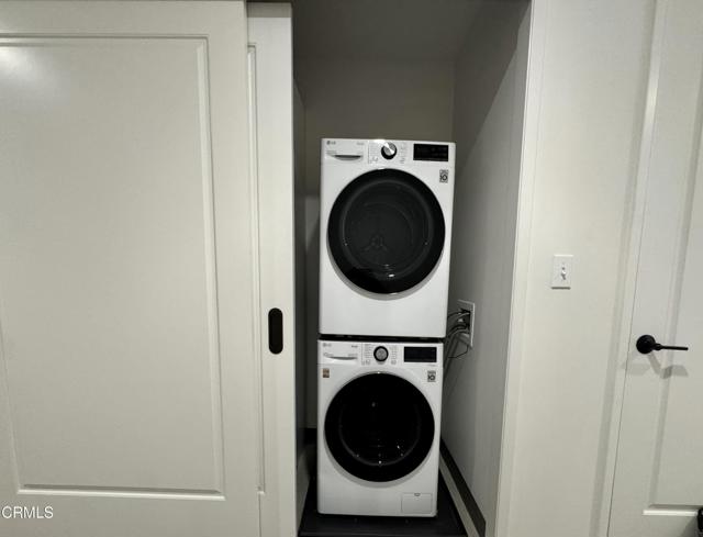 Detail Gallery Image 8 of 14 For 1050 S Grand Ave #2004,  Los Angeles,  CA 90015 - 2 Beds | 2 Baths