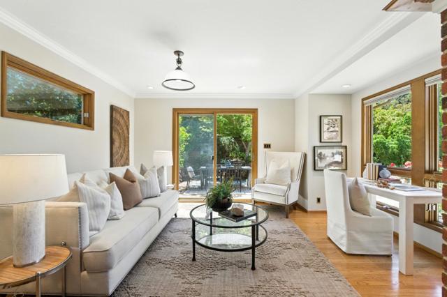 1627 El Verano Way, Belmont CA: https://media.crmls.org/mediaz/d2a118dd-7fc6-4f6b-96d4-87c83be82c52.jpg