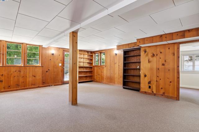 3476 Springhill Rd, Lafayette CA: https://media.crmls.org/mediaz/d2a16a3c-6f4f-465b-a3e8-d1c6d5c49640.jpg
