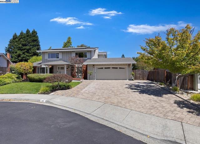 59 Arenas Ct, San Ramon CA: https://media.crmls.org/mediaz/d2a1baaf-f822-4acd-bcb4-a93b85ca419e.jpg
