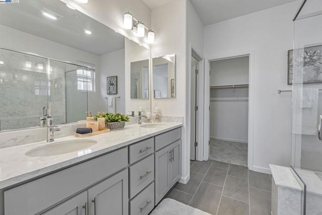 2044 Cottonwood St, Pittsburg CA: https://media.crmls.org/mediaz/d2a1d13d-3924-488a-a703-fa70f084cc20.jpg