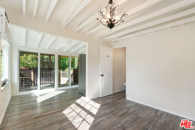 483 Sturtevant Drive, Sierra Madre CA: https://media.crmls.org/mediaz/d2a2213e-6d82-4093-8e42-25703b7730f6.jpg