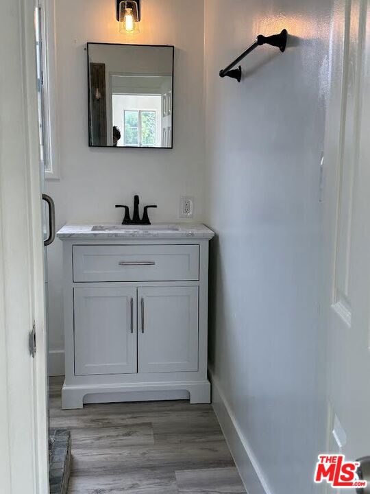 8037 Campion Drive, Los Angeles CA: https://media.crmls.org/mediaz/d2a2e646-c0e3-4b66-b730-2a73b4d87690.jpg