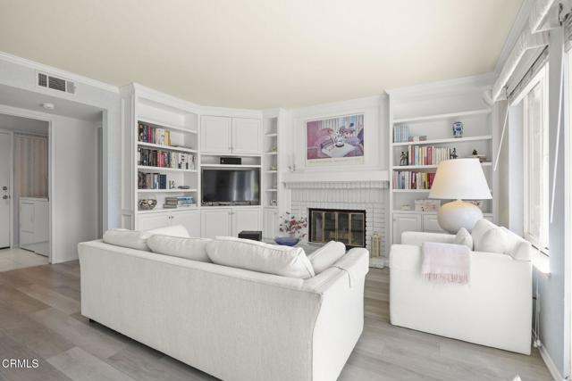 Detail Gallery Image 15 of 39 For 2467 Ridgebrook Pl, Thousand Oaks,  CA 91362 - 3 Beds | 2/1 Baths