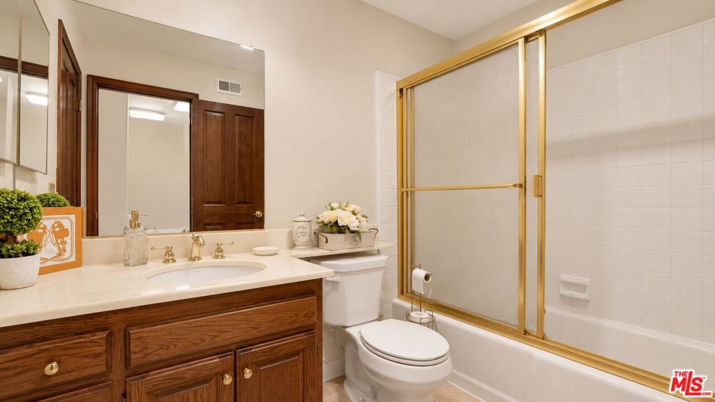 MLS #26853073 image #51