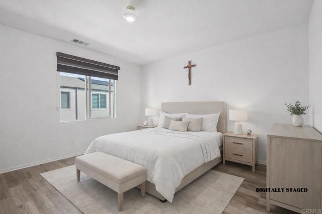 5495 Seacliff Place, San Diego CA: https://media.crmls.org/mediaz/d2a3f055-55b7-478e-bdf6-d119794a9474.jpg