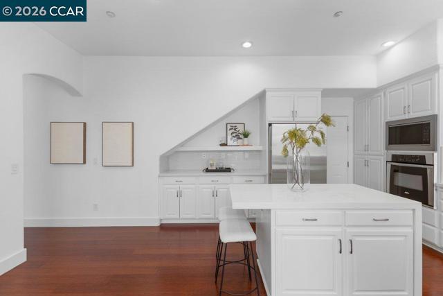 Image 22 of 52 For 172 Sugarloaf Ct