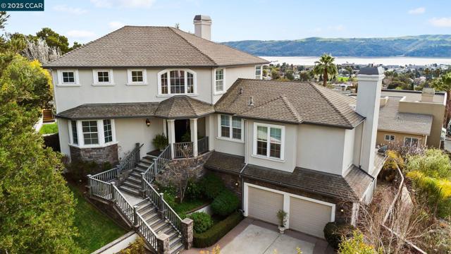 1620 Saint Francis Ct, Benicia CA: https://media.crmls.org/mediaz/d2a4aa5c-1606-4879-94b0-ace1d975de52.jpg