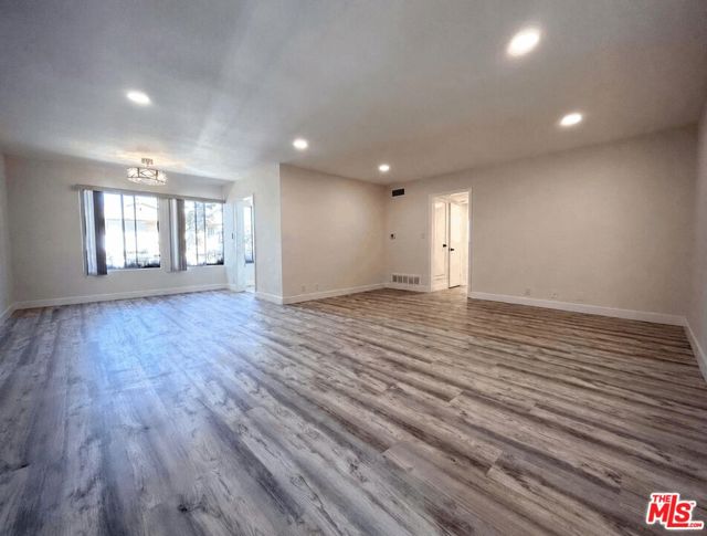  Income Home for Sale in Beverly Hills, California
