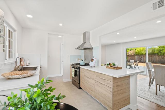 6710 Wisteria Way, San Jose CA: https://media.crmls.org/mediaz/d2a58ffc-07b4-4153-8ecc-99182d0a2fb1.jpg