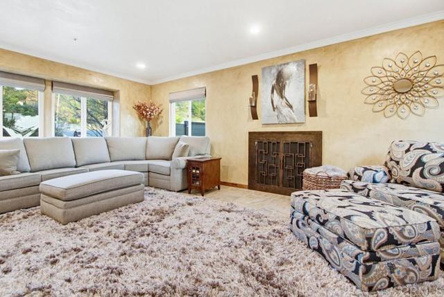 Detail Gallery Image 12 of 40 For 10118 Swanton Dr, Santee,  CA 92071 - 3 Beds | 2/1 Baths