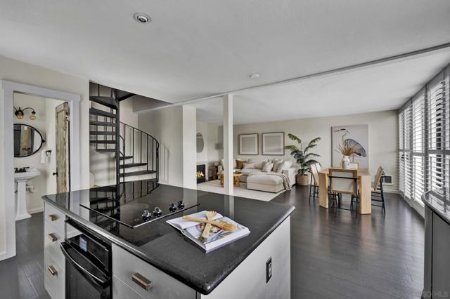 675 S Sierra Ave, Solana Beach CA: https://media.crmls.org/mediaz/d2a66082-a1ff-440d-8398-9962c4a186fd.jpg