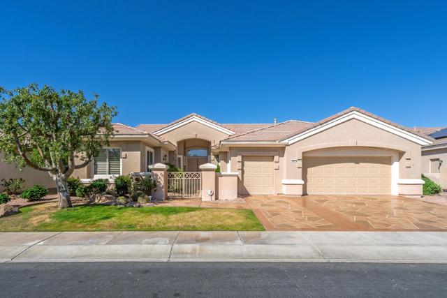 36411 Tallowood Drive, Palm Desert CA: https://media.crmls.org/mediaz/d2a7c2e7-28f4-492e-b3ee-b1bb5dcb7563.jpg