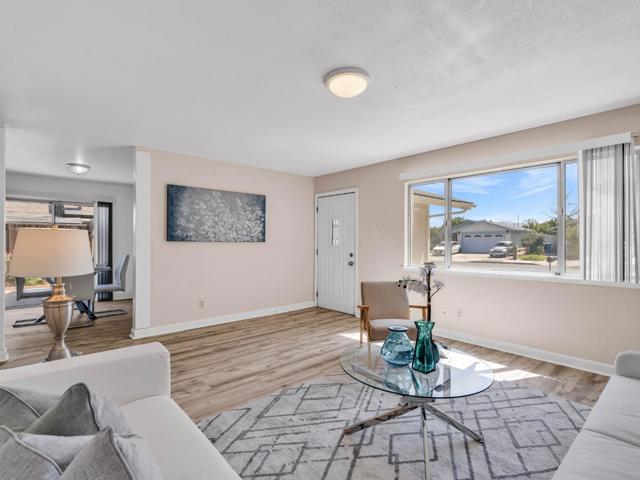 170 Gonzalez Drive, Hollister CA: https://media.crmls.org/mediaz/d2a9bd63-2cff-4d05-94f5-eb759a542b19.jpg