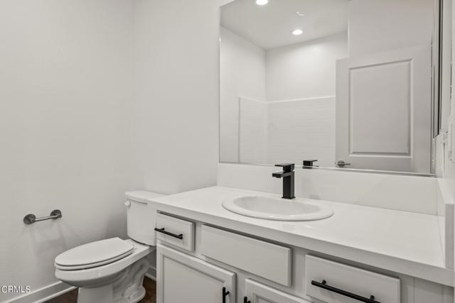 Detail Gallery Image 22 of 27 For 307 North F St #201,  Oxnard,  CA 93030 - 3 Beds | 2 Baths