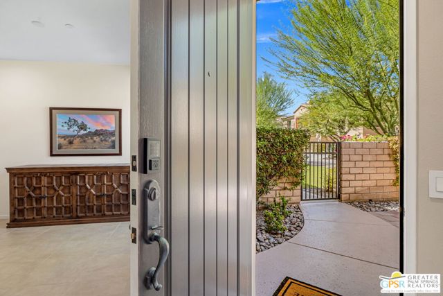 396 Ameno Drive, Palm Springs, CA 92262
