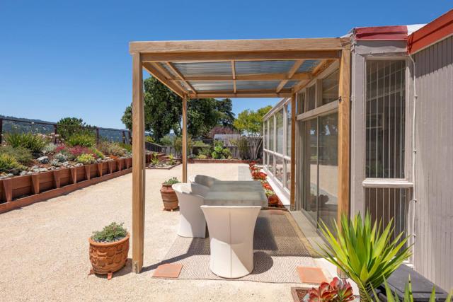 1652 Lexington Avenue, San Mateo CA: https://media.crmls.org/mediaz/d2ab551e-6ee5-499c-a706-5a469e1b11aa.jpg