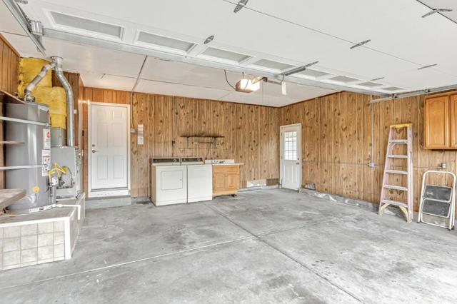 3695 Skyline Drive, Hayward CA: https://media.crmls.org/mediaz/d2abf079-0add-4090-beef-aff84b749ce8.jpg