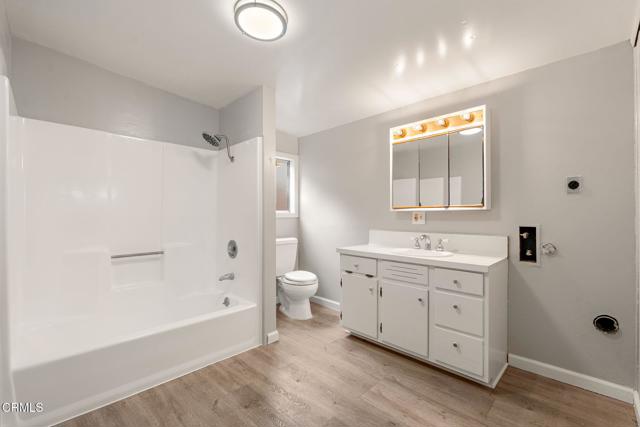 3851 Blanche Street, Pasadena CA: https://media.crmls.org/mediaz/d2acaf52-a3ce-4203-a586-edf935109385.jpg