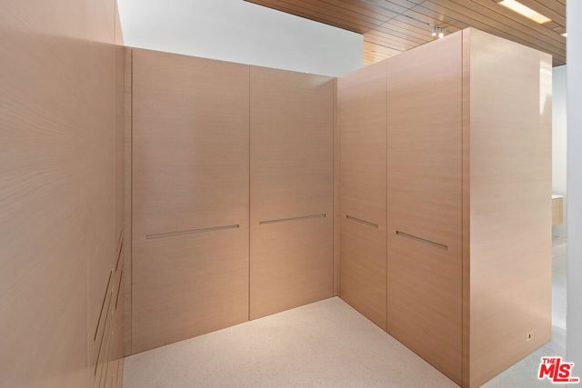 1430 Sunset Plaza Drive, Los Angeles CA: https://media.crmls.org/mediaz/d2ae4913-f05f-4f21-842e-afb7649e87b6.jpg
