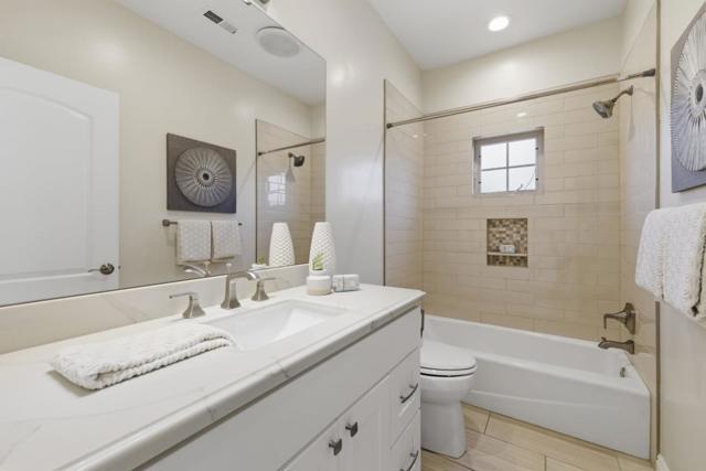 Image 23 of 67 For 1054 Longfellow Avenue