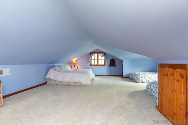 4597 Luneta Drive, Julian CA: https://media.crmls.org/mediaz/d2af32eb-4493-47a0-9fce-9e50bc0eca85.jpg