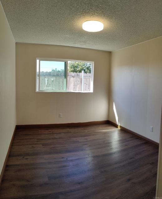 Detail Gallery Image 6 of 15 For 5382 Bonita Dr, San Diego,  CA 92114 - 1 Beds | 1 Baths