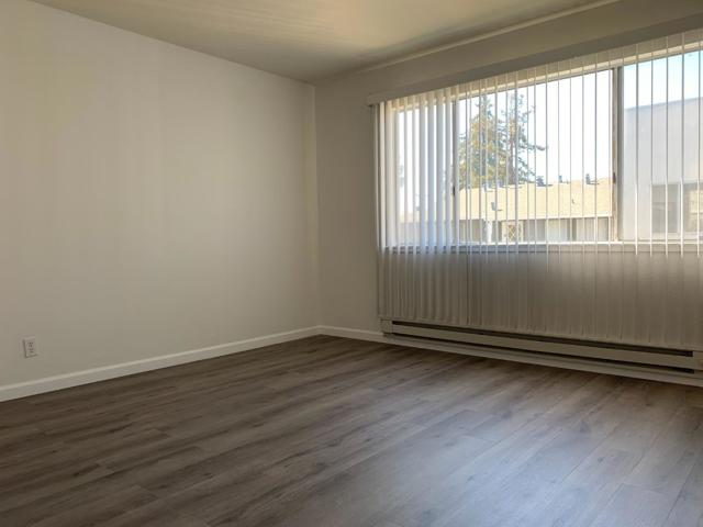 729 Highland Avenue, San Mateo CA: https://media.crmls.org/mediaz/d2af7e11-97b9-4cf9-ad43-37f20728bf39.jpg