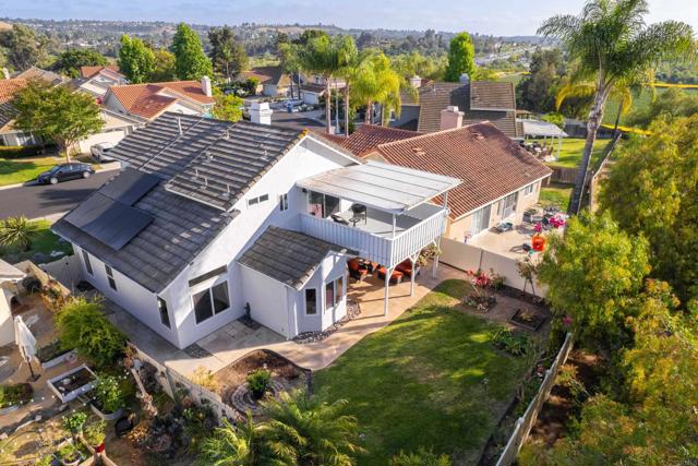 647 Boysenberry Way, Oceanside CA: https://media.crmls.org/mediaz/d2b0bc36-b3e4-4eb5-ad1a-3eb3fa312068.jpg